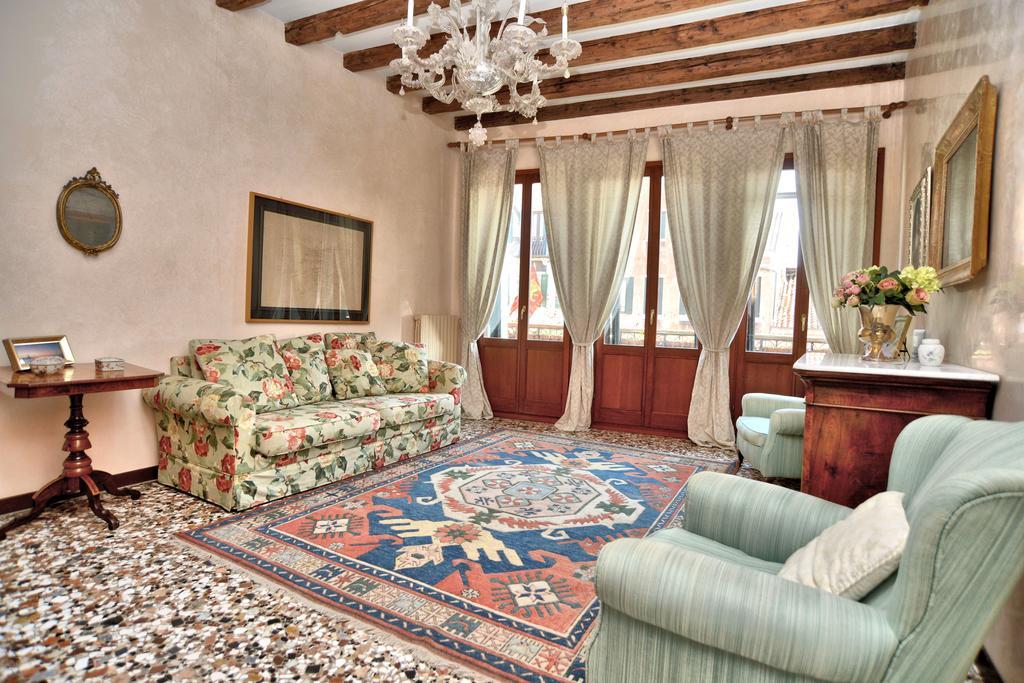 Biennale Apt Balcony Daire Venedik Dış mekan fotoğraf